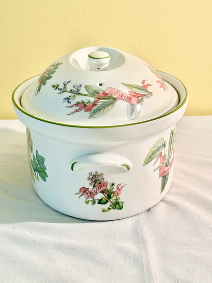 Royal Worcester “Country Kitchen” Lidded Caserole Dish