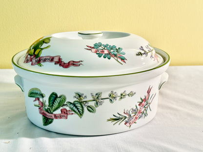 Royal Worcester “Country Kitchen” Lidded Casserole Dish