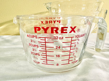 Set of 3 Glass Measuring Cups