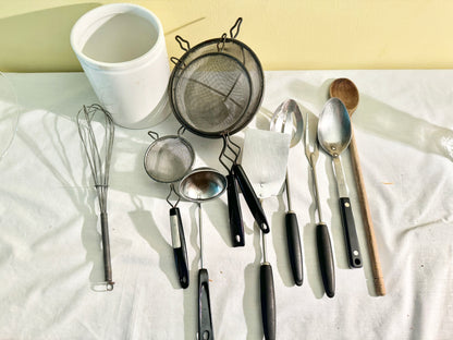 Set of 11 Kitchen Utensils and Container