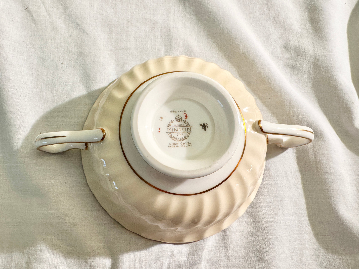 Minton Buff Cream Soup with Plate- Set of 25