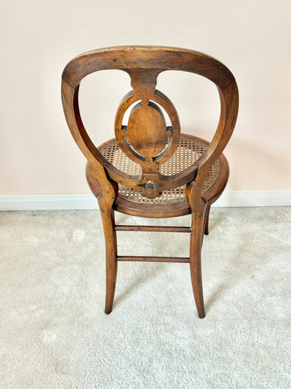 Round Seat Cane Chair