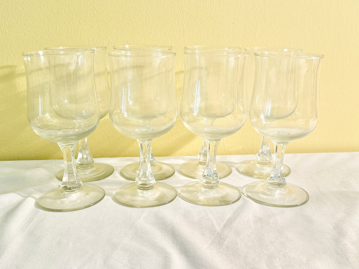 Set of 8 Wine Glasses