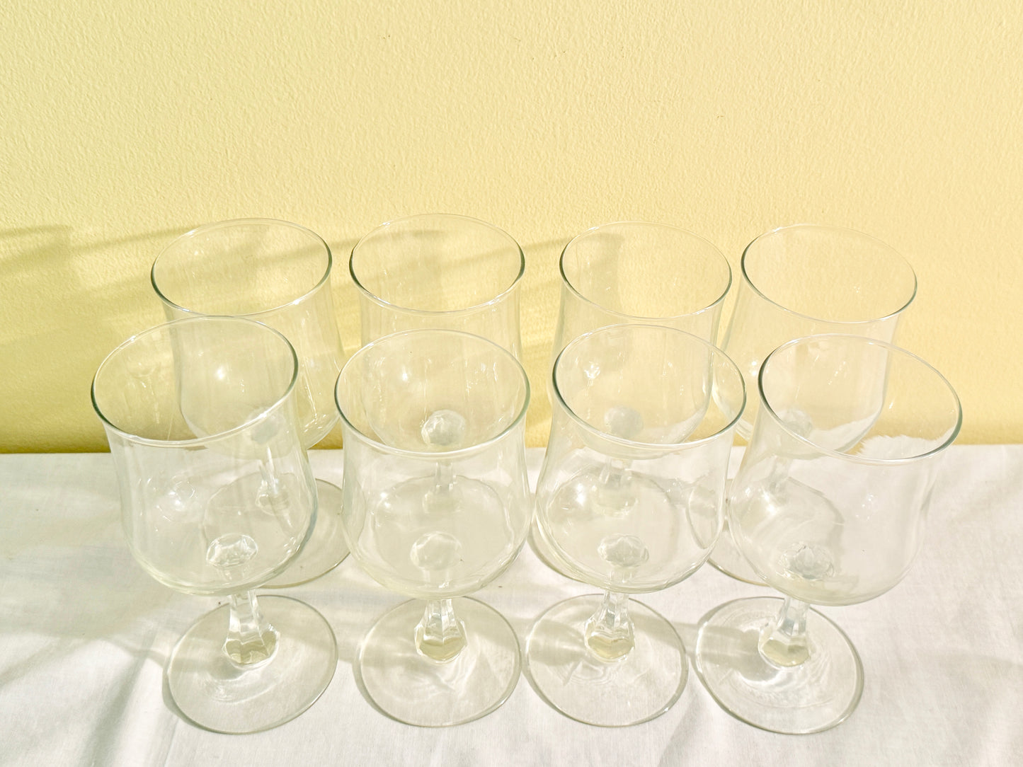 Set of 8 Wine Glasses