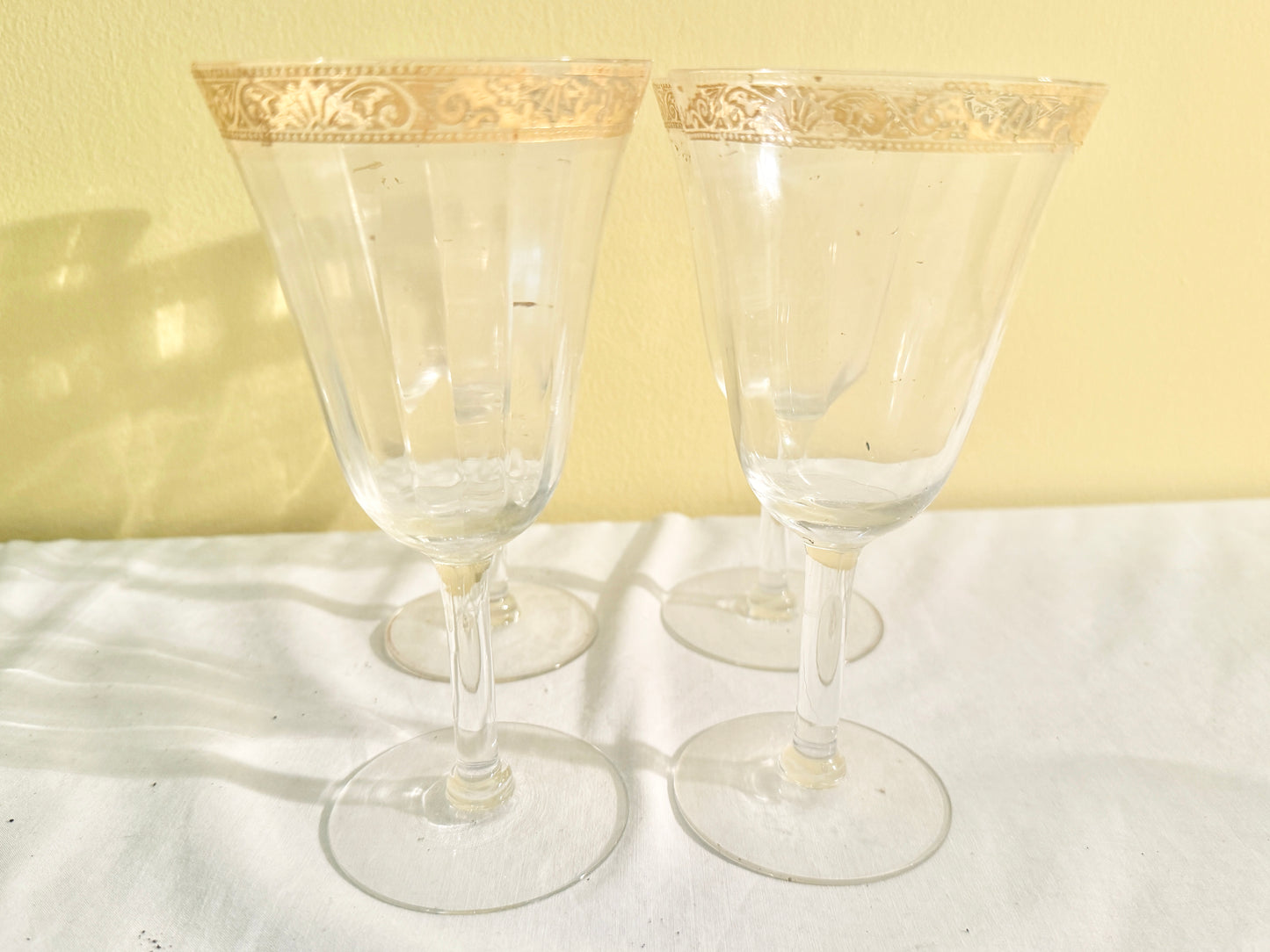 Set of 4 Gold Rimmed Glasses